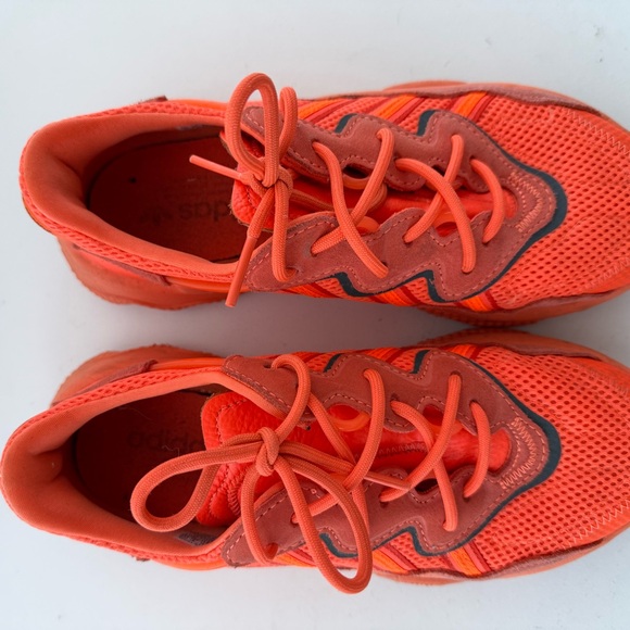 Adidas Ozweego - Picture 3 of 7